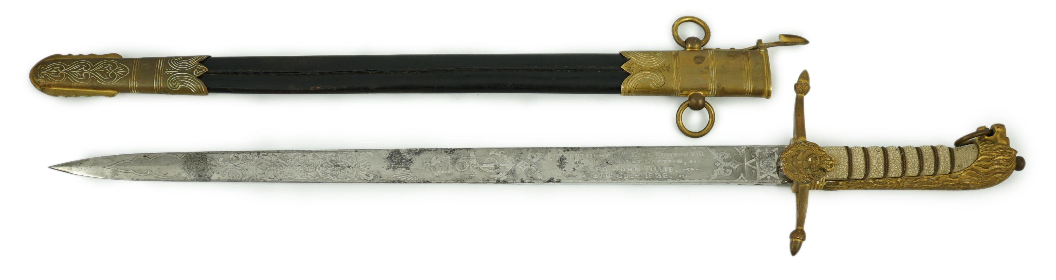 An early 20th century Royal Presentation midshipman's dirk, scabbard 60cm long, without scabbard 59.5cm long